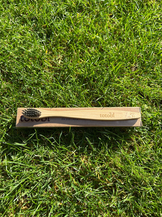 Ekologiczna szczoteczka do zębów dla psa, czarna - rozmiar S